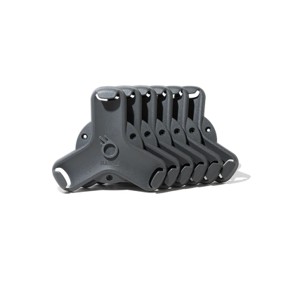 מחברי בלייזפוד לקיר